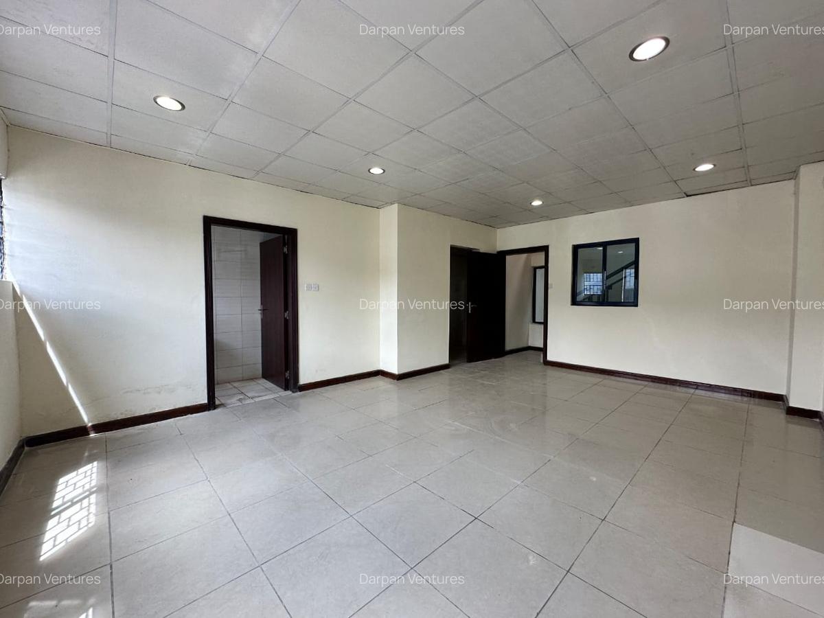 9,000 ft² Warehouse with Parking in Mombasa Road - 9