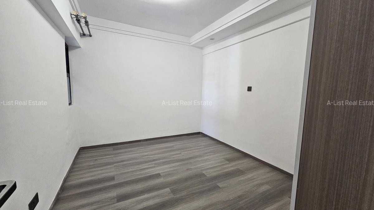 2 Bed Apartment with En Suite at Valley Arcade - 16