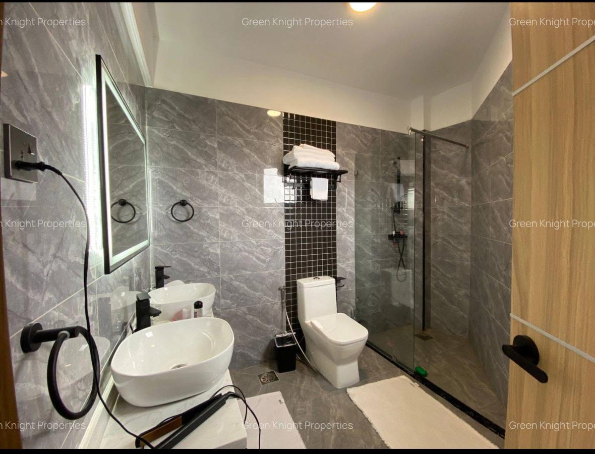 Serviced 2 Bed Apartment with En Suite in Kilimani - 7