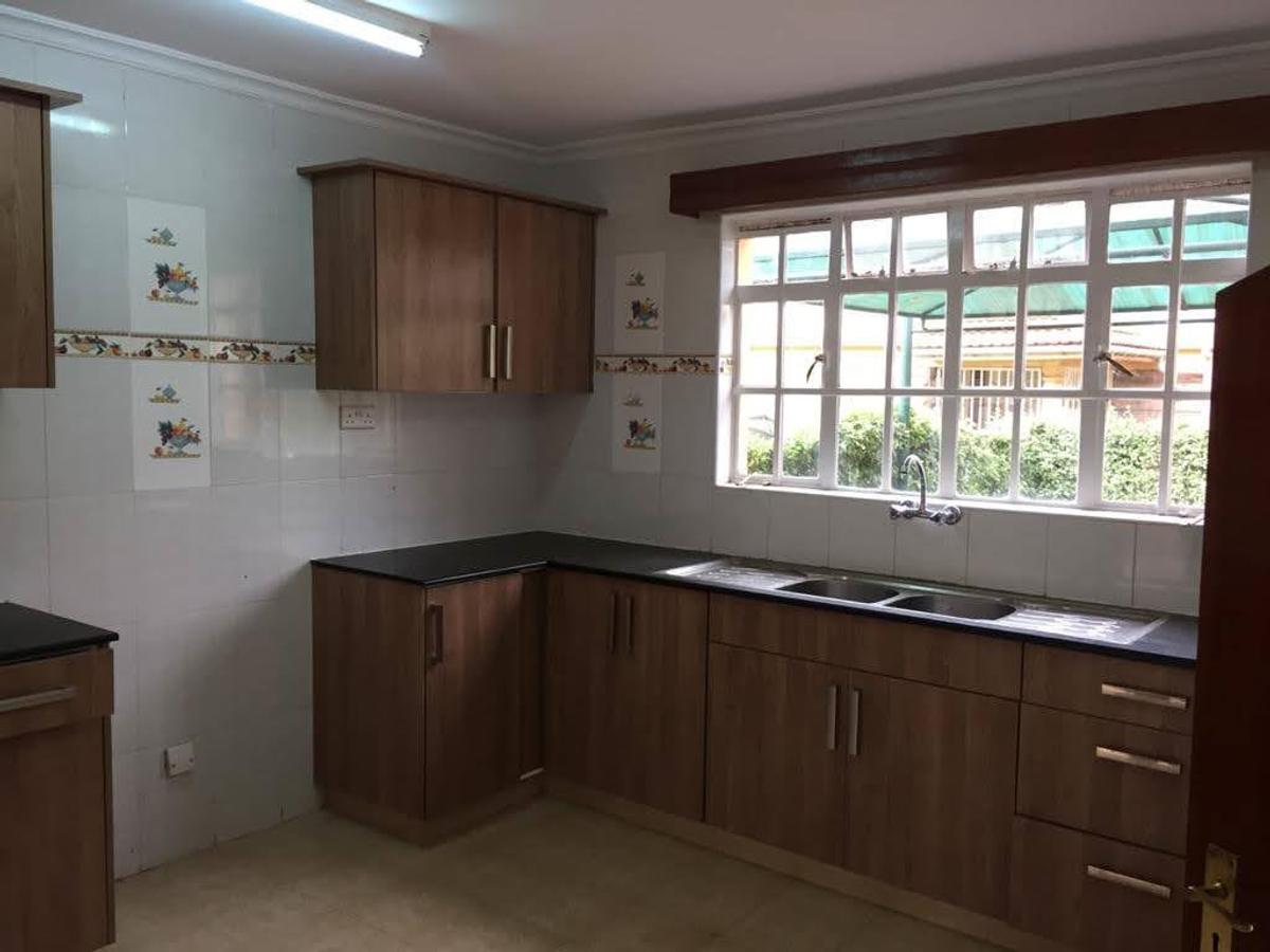 4 Bed House with En Suite in Kiambu Road - 7