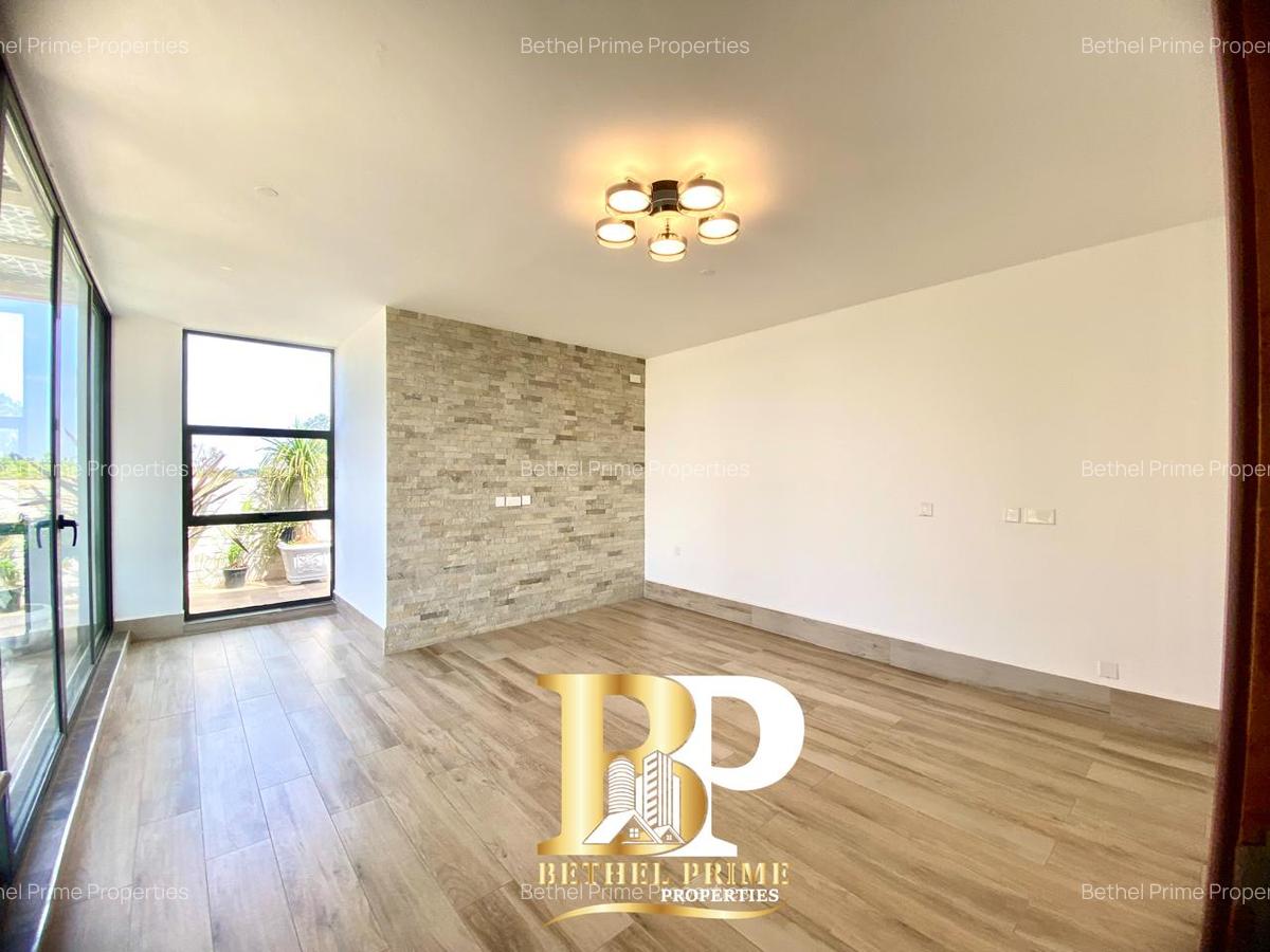 4 Bed Townhouse with En Suite in Rosslyn - 7