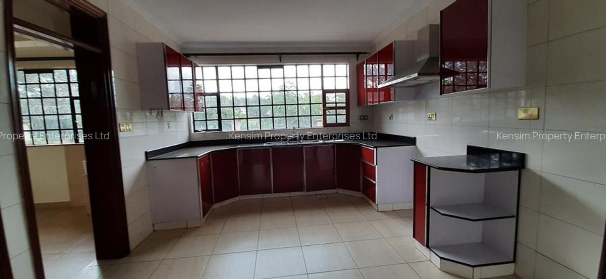 4 Bed Townhouse with En Suite in Runda - 12