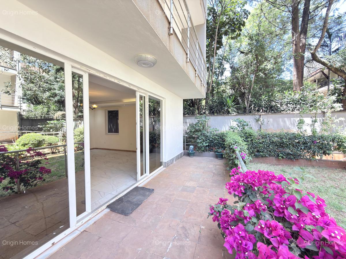 3 Bed Apartment with En Suite at Lavington - 1