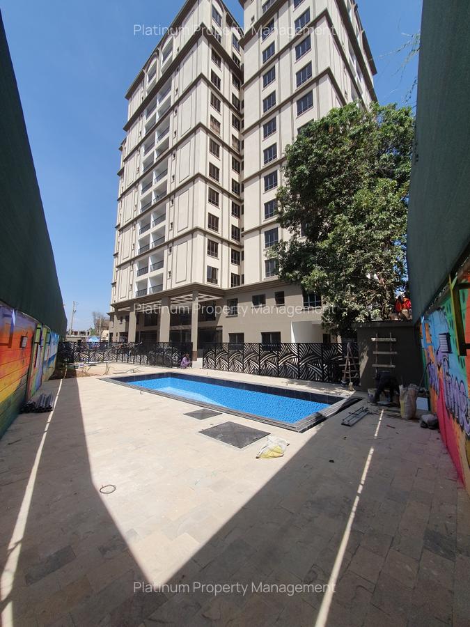 4 Bed Apartment with En Suite at Brookside - 1