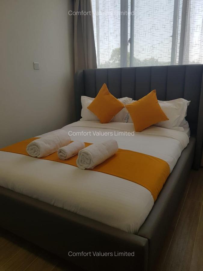 Serviced 1 Bed Apartment with En Suite at Riverside Drive - 15