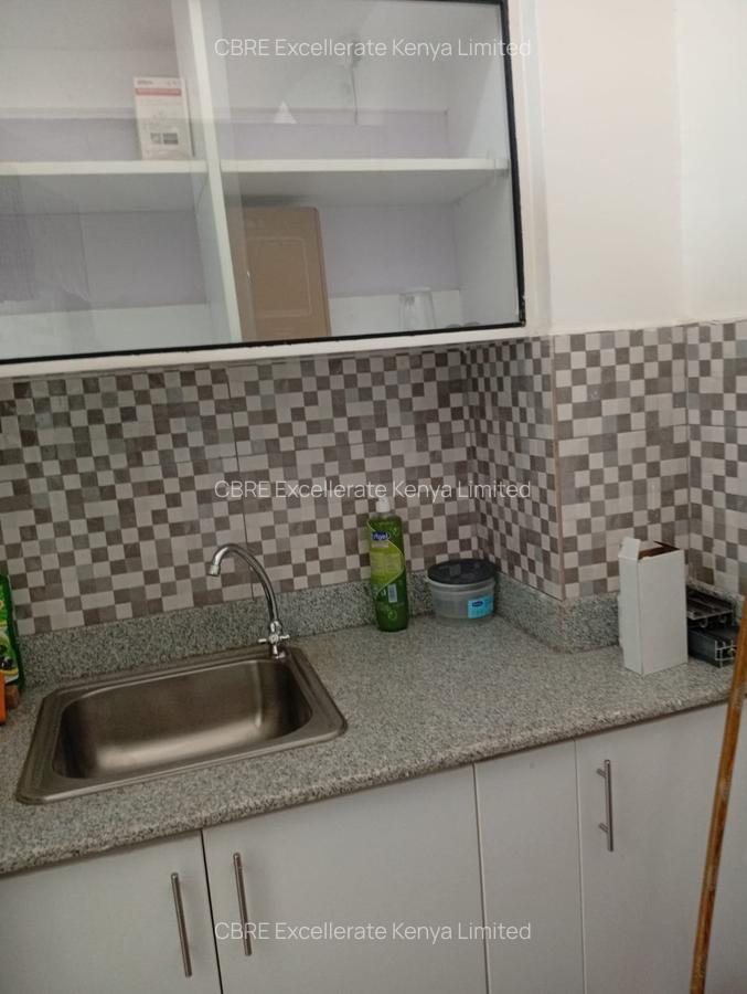 1,700 ft² Office with Backup Generator at Parklands - 4