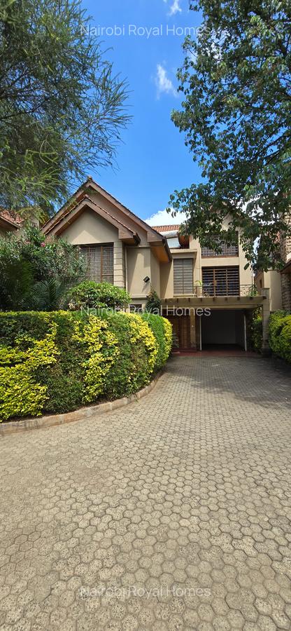 6 Bed Townhouse with En Suite at James Gichuru - 1