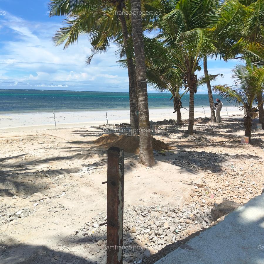 Serviced 3 Bed Apartment with En Suite at Mount Kenya Road - 2