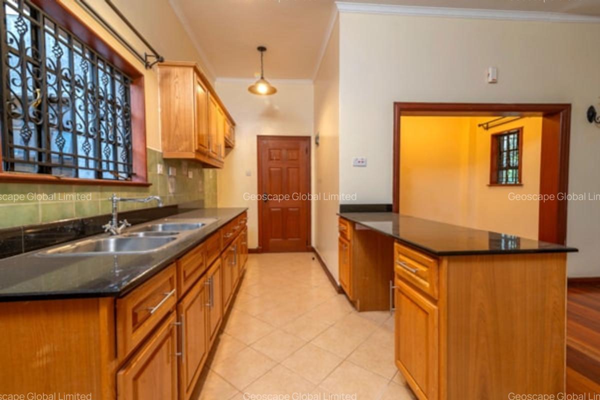 6 Bed Villa with En Suite in Karen - 11