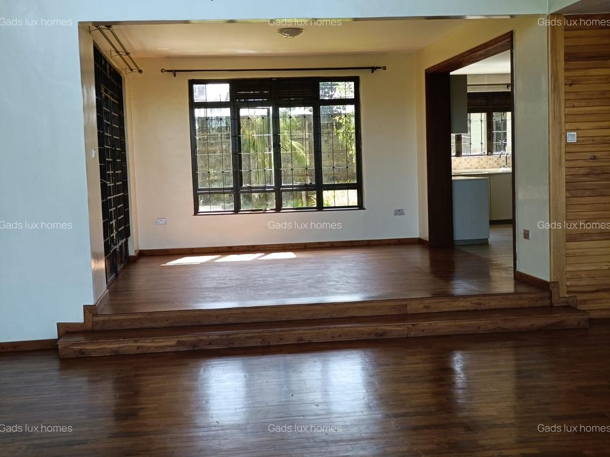 4 Bed Townhouse with En Suite at Runda - 9