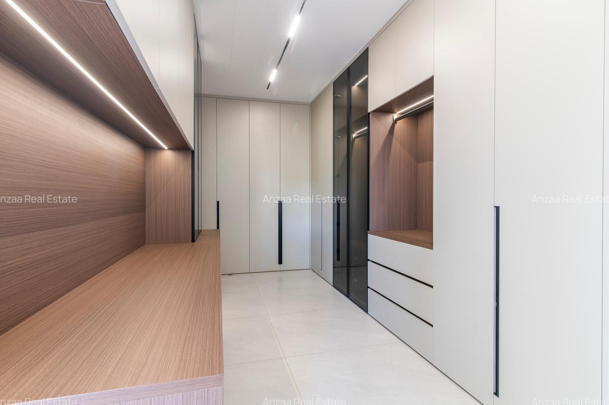 5 Bed Villa with En Suite at Jacaranda Avenue - 19