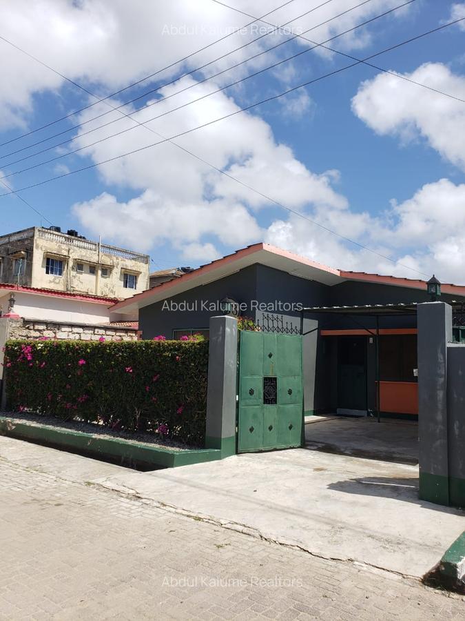 3 Bed House with En Suite at Bamburi - 1