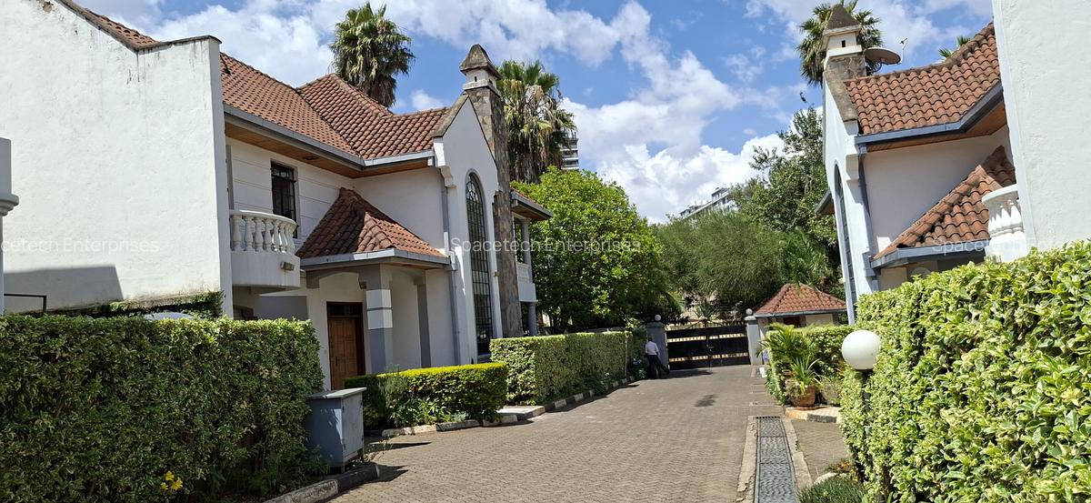 4 Bed Townhouse with En Suite in Kileleshwa - 2