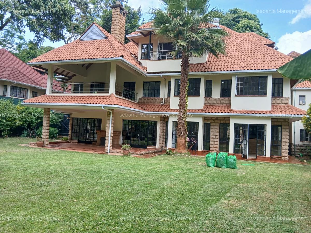 5 Bed House with En Suite at Rosslyn Road - 1