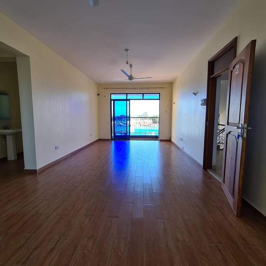 3 Bed Apartment with En Suite at Beach Road - 9