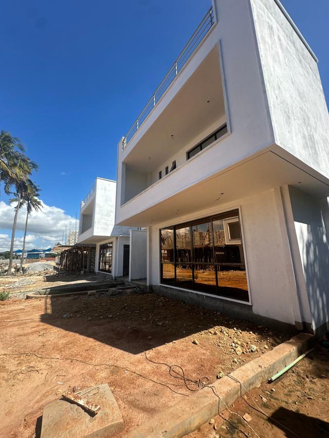 4 Bed Villa with En Suite at Mtwapa Bliss Villa - 4