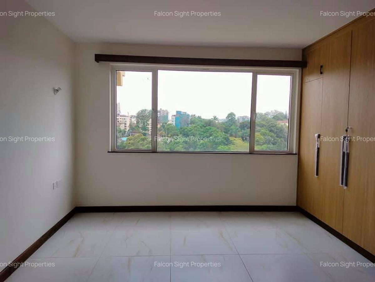 3 Bed Apartment with Gym in General Mathenge - 9