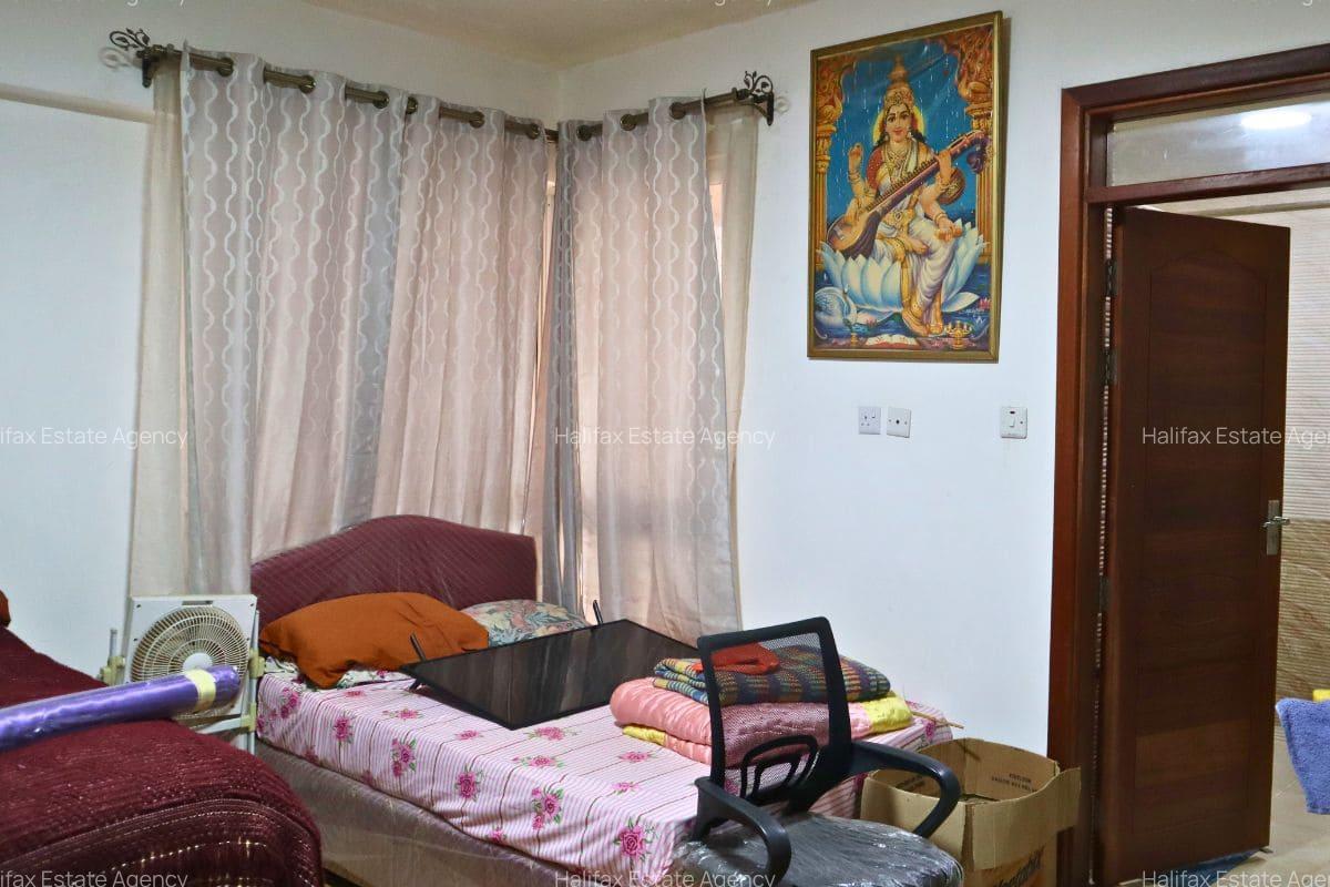 4 Bed Apartment with En Suite in Parklands - 11