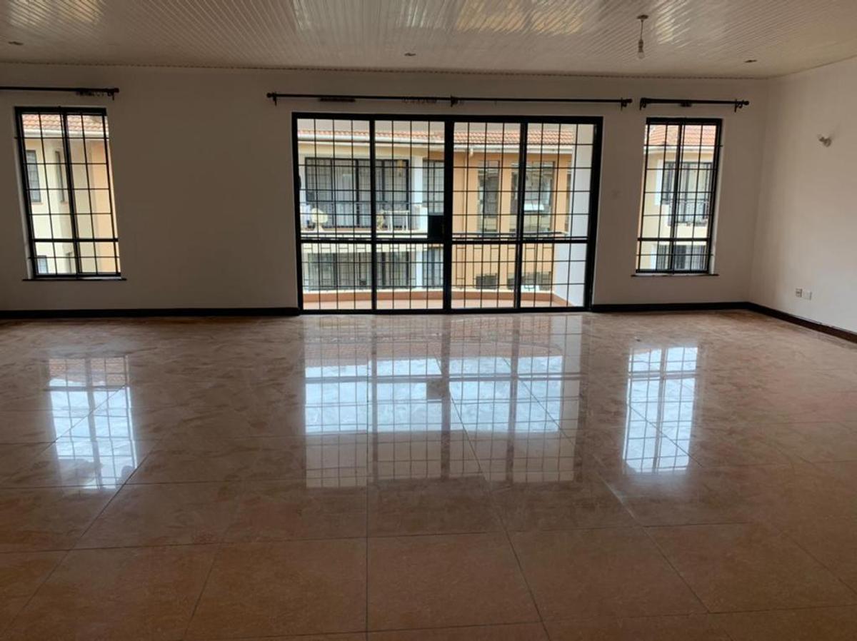 4 Bed Apartment with En Suite in Westlands Area - 3