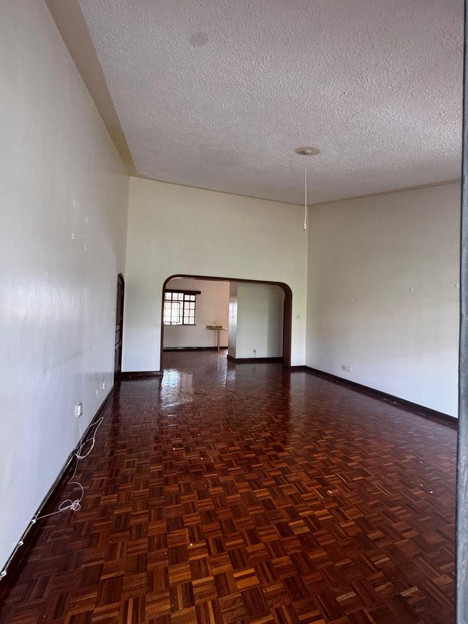 3 Bed Apartment with En Suite in General Mathenge - 20