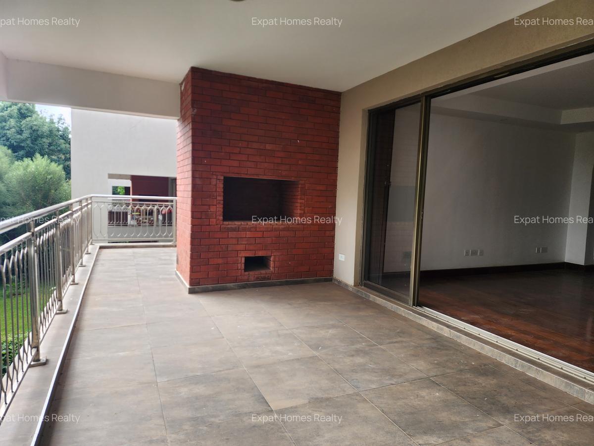 5 Bed Villa with En Suite in Lavington - 13