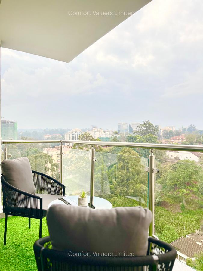Serviced 2 Bed Apartment with En Suite at Riverside Drive - 19