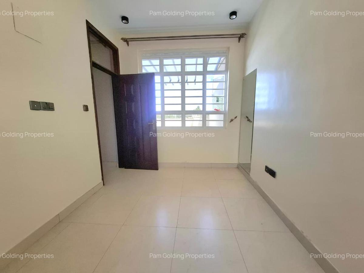 4 Bed House at Garden Estate Road - 6
