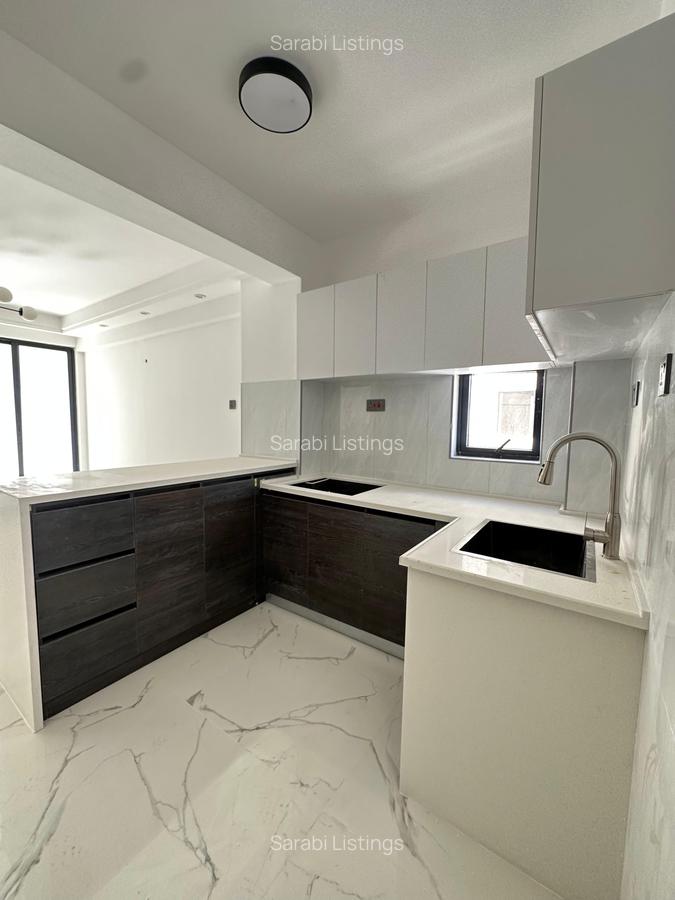 1 Bed Apartment with En Suite in Kilimani - 2