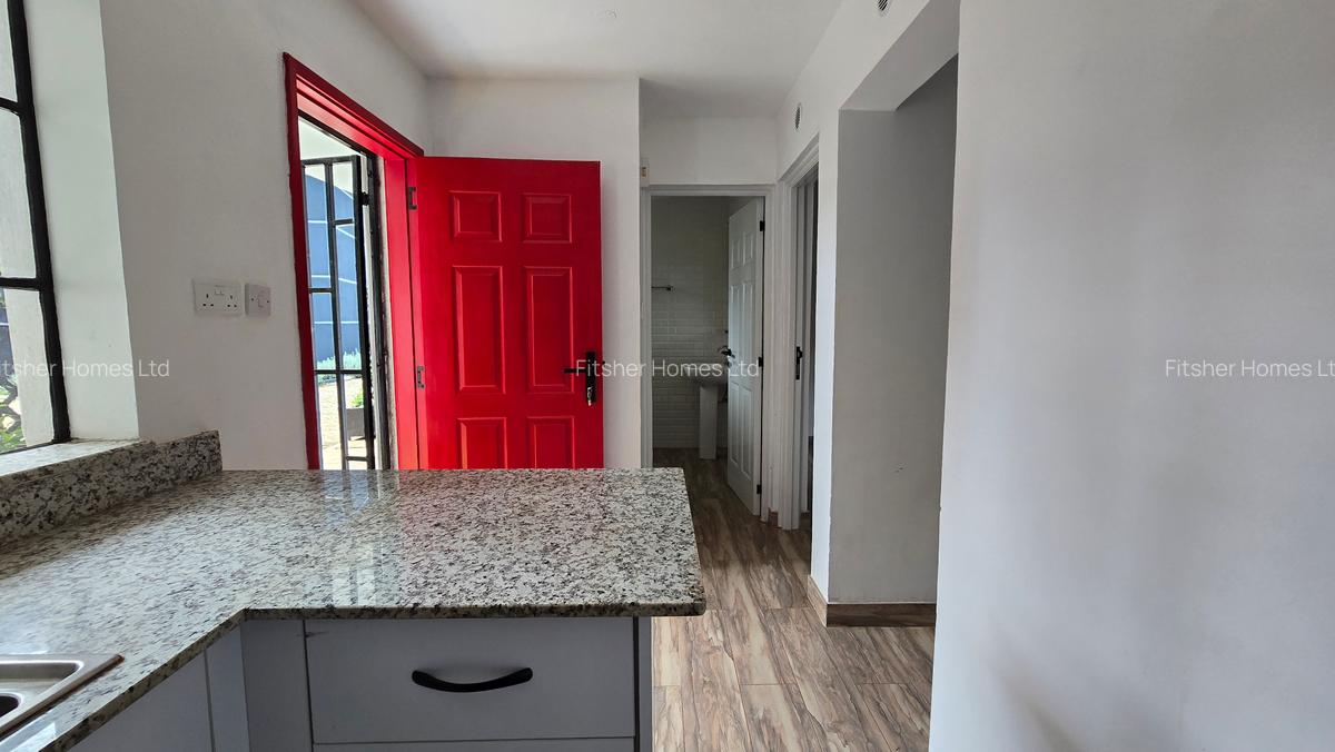 1 Bed Apartment with En Suite in Kilimani - 5