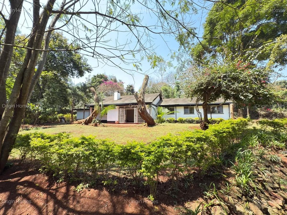 4 Bed House with En Suite at Loresho - 1