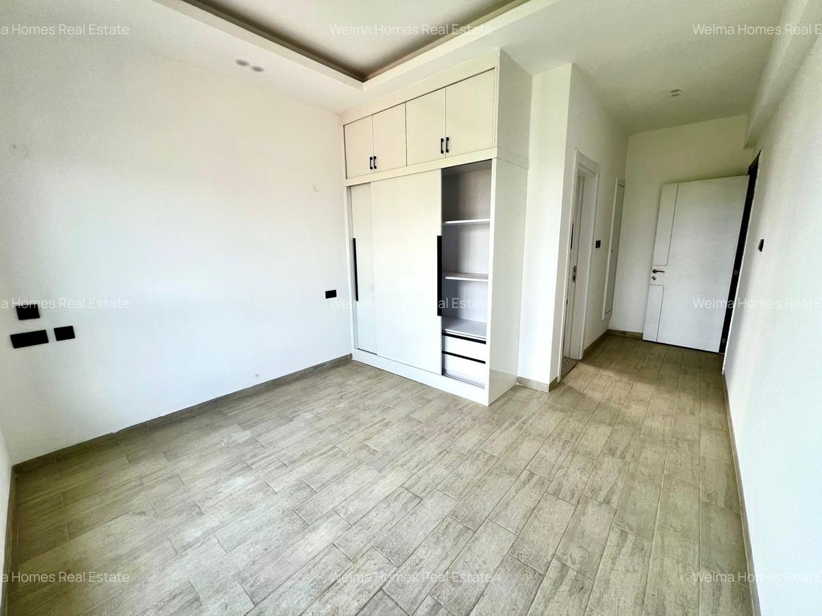 3 Bed Apartment with En Suite in Lavington - 12