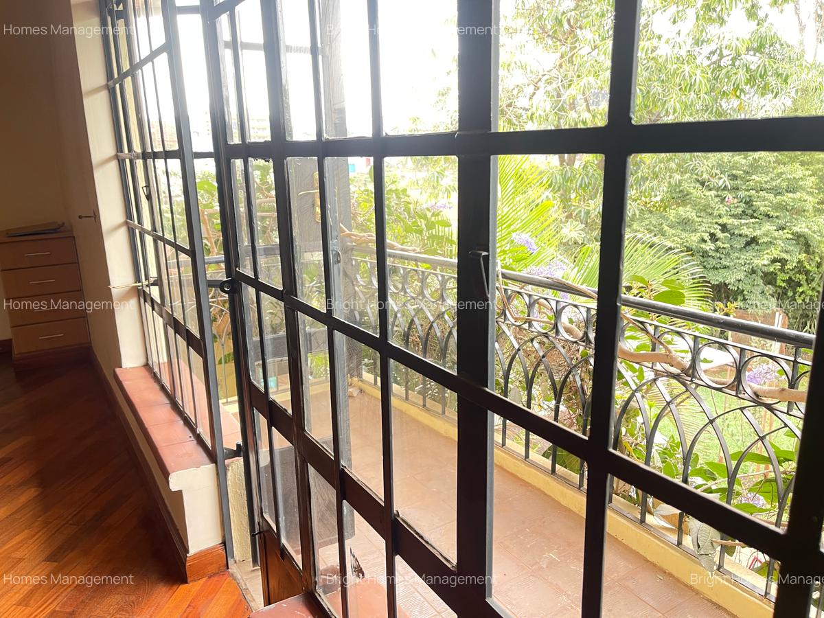 4 Bed Townhouse with En Suite in Lavington - 15