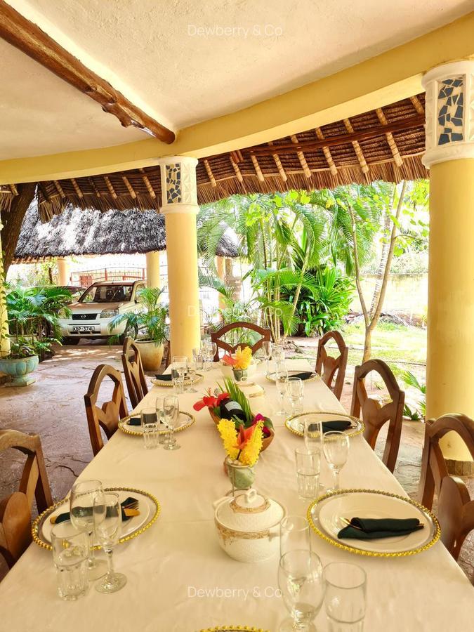 5 Bed Villa with En Suite at Diani - 8
