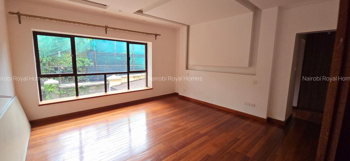 5 Bed Townhouse with Staff Quarters at Lavington Green - 10