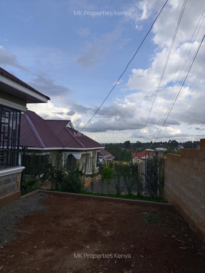 3 Bed House with En Suite at Oloosurutia - 14