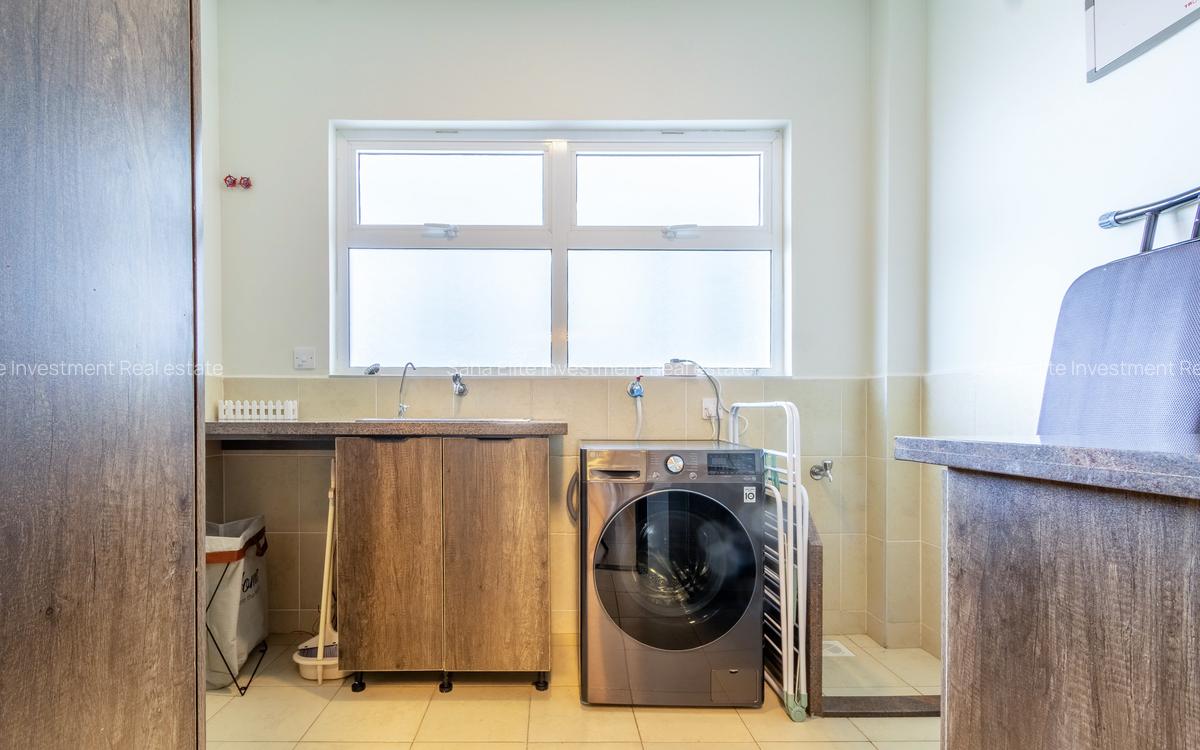 Furnished 2 Bed Apartment with En Suite in Riverside - 11