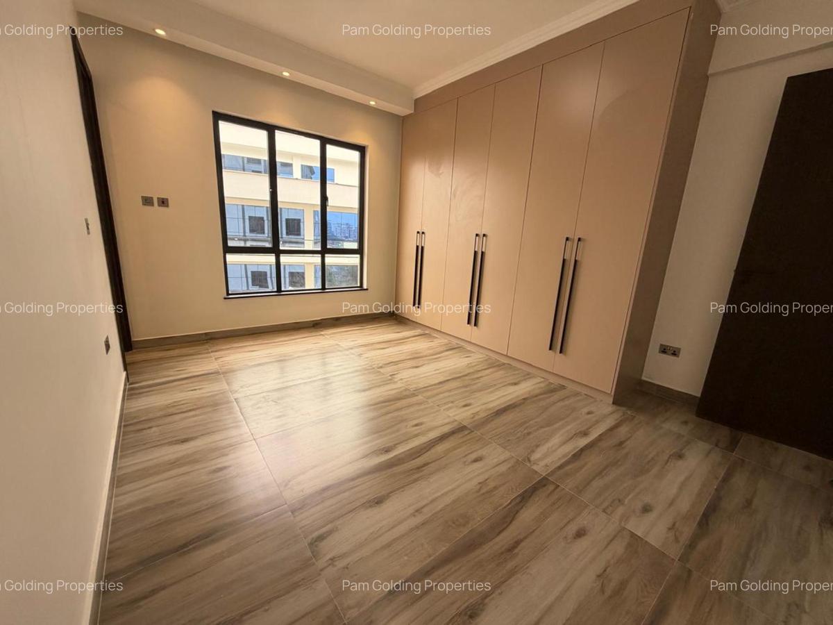2 Bed Apartment at Brookside Close - 7