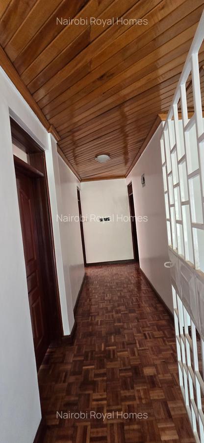 5 Bed Townhouse with En Suite at Lavington Green - 18