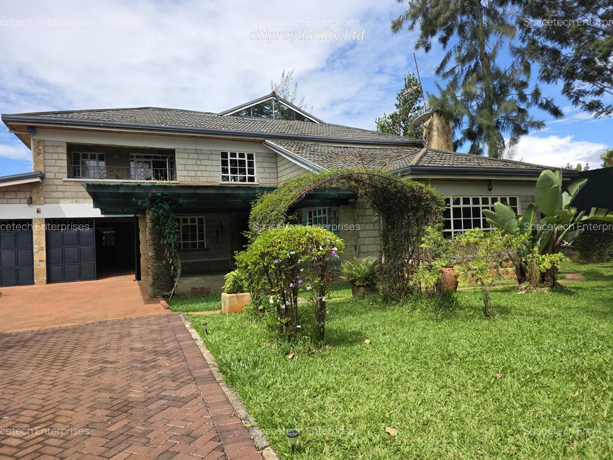 4 Bed House with En Suite in Runda - 1