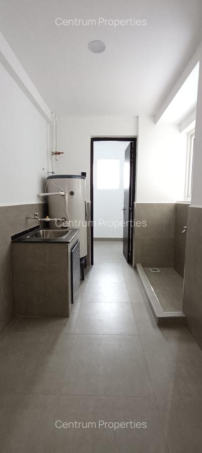 2 Bed Apartment with En Suite at Westlands - 11