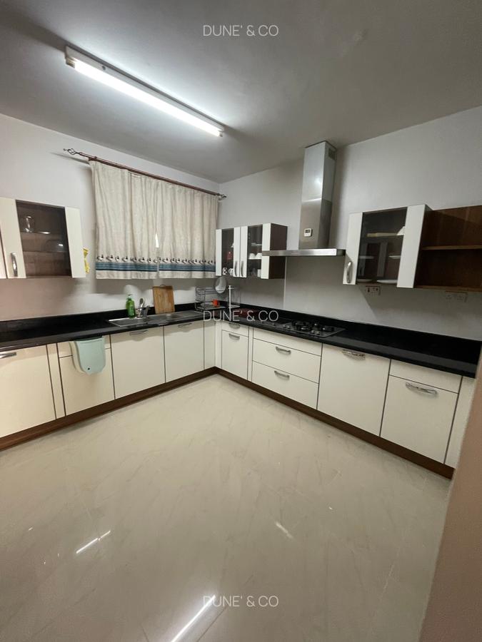 Serviced 2 Bed Apartment with En Suite in Kileleshwa - 9