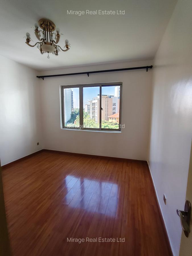 3 Bed Apartment with Swimming Pool in Kileleshwa - 9