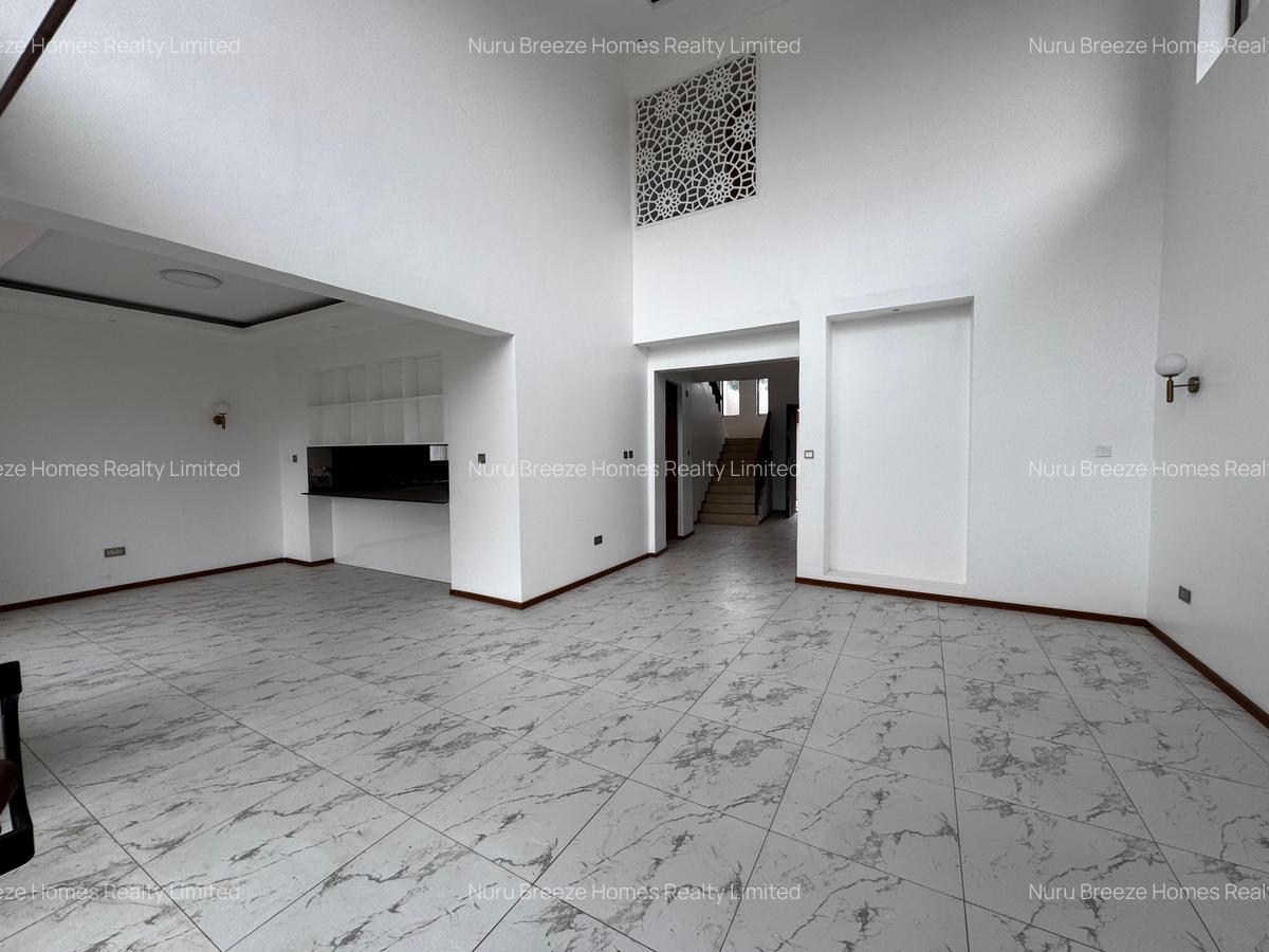 4 Bed Townhouse with En Suite in Runda - 9