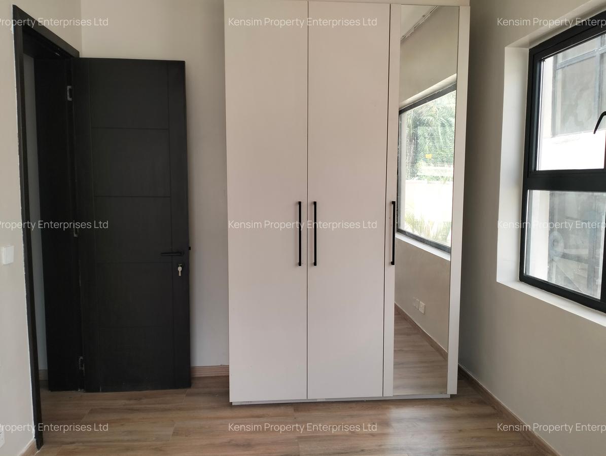 5 Bed Townhouse with En Suite in Lavington - 5