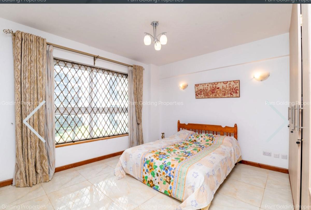 4 Bed Apartment with En Suite in General Mathenge - 13