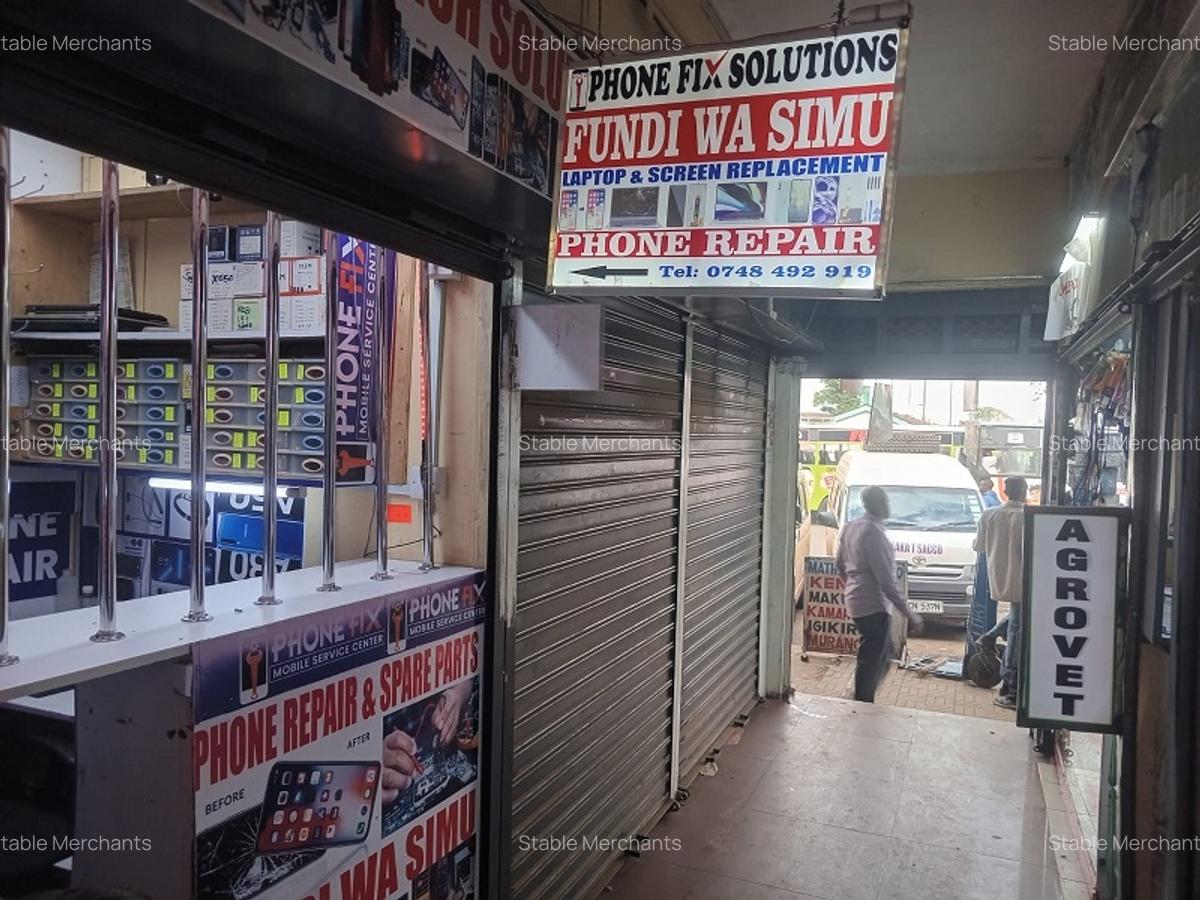 117 ft² Shop with Backup Generator in Nairobi CBD - 2