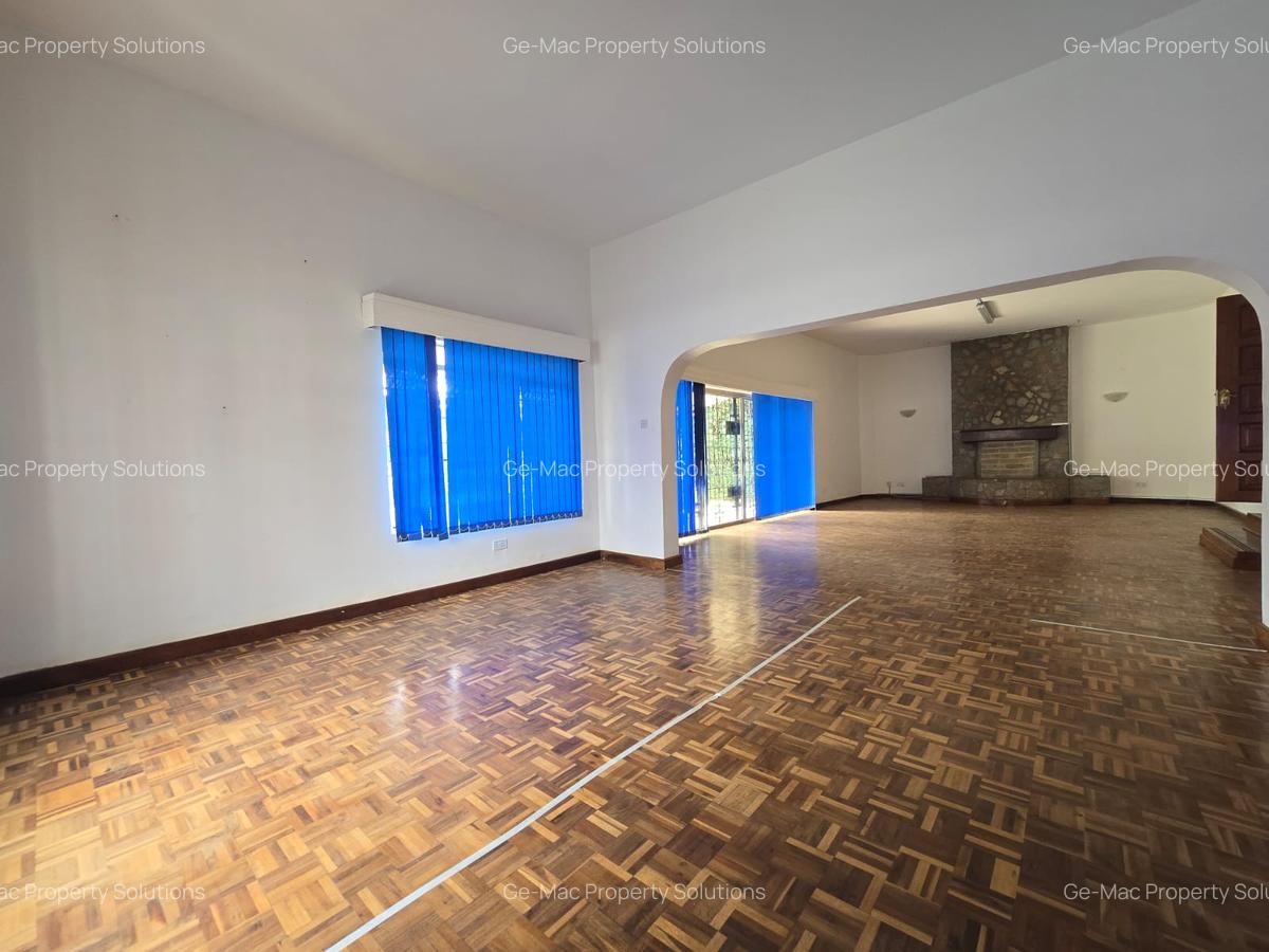 4 Bed House with En Suite in Gigiri - 20