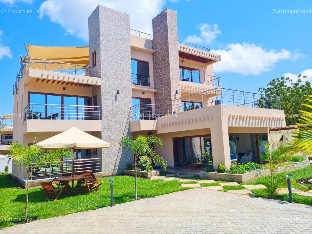 5 Bed House with En Suite at Diani - 13