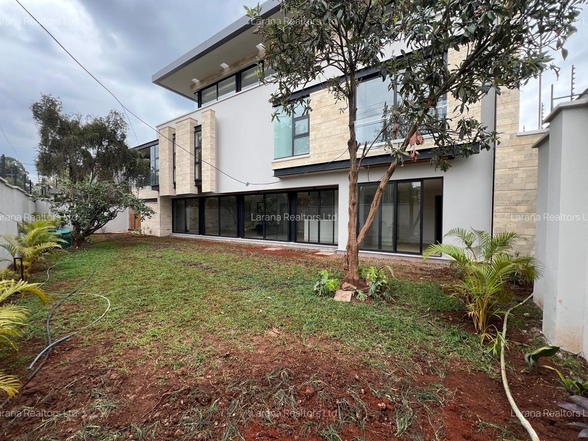 5 Bed Townhouse with En Suite at Grevillea Grove - 1