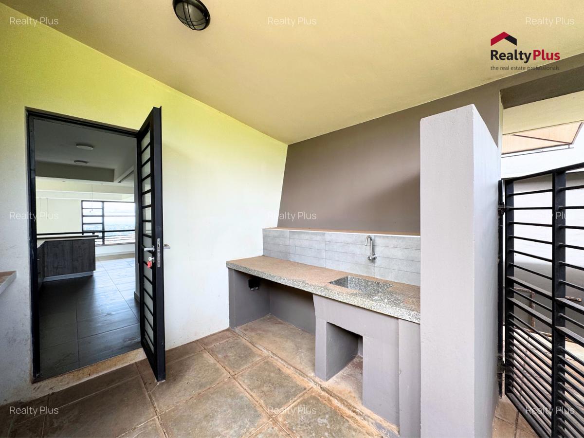 4 Bed Villa with En Suite at Tilisi Views - 8